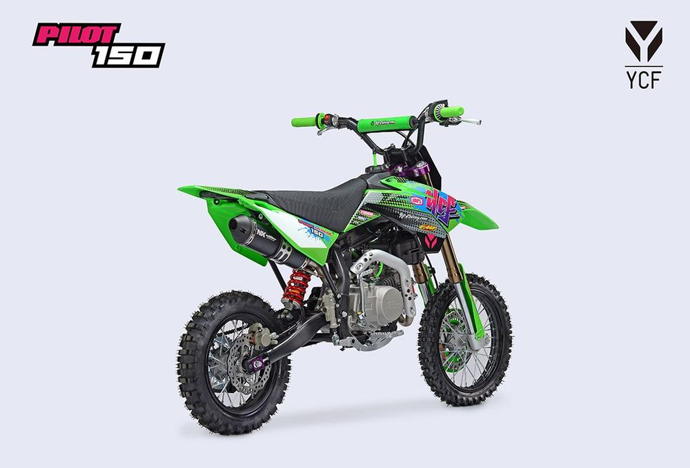 YCF PILOT 150 LIMITED – GREEN 2025, oficjalne zdjęcie produktowe 4